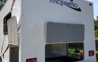 NEW FOR RENT 2015 THOR MAJESTIC