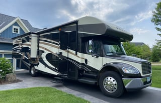 Jayco Seneca 37FS - Super C Class!