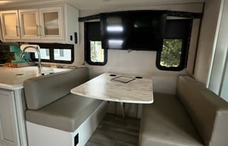 2022 Fleetwood RV Flair 34J