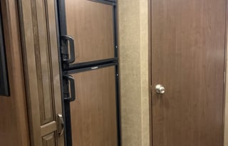 Unlimited Miles! Sleeps 12 - Bunk House  -5 TVs!