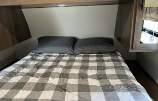 Prime Time Fun w/ Double Bunks & Queen Master!