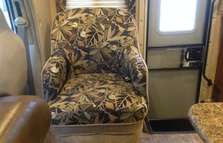 Ellie - Let The Fun Begin!