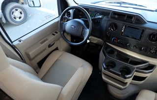 2018 Thor Freedom Elite 30FE Class C RV- Sleeps 10