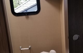 2019 Coachmen Pursuit 32WC (No Special License)