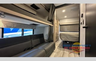 2025 Forest River RV Sunseeker LE 3250DSLE Ford