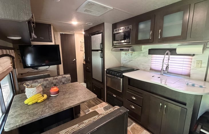 Kitchen and Convirtable Dining Table