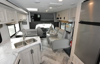 Sunseeker S5 with Theater Chairs!