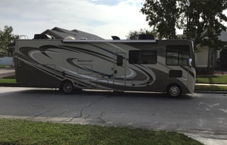 2018 Thor Motor Coach Windsport 34J