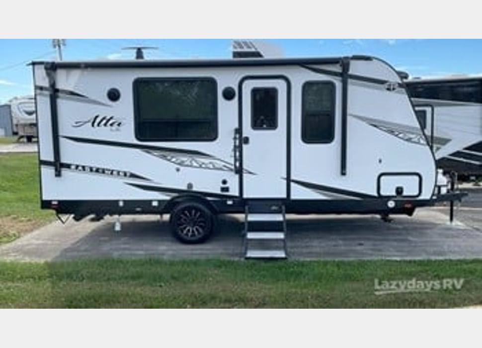 Travel Trailer rentals in Lake St. Louis