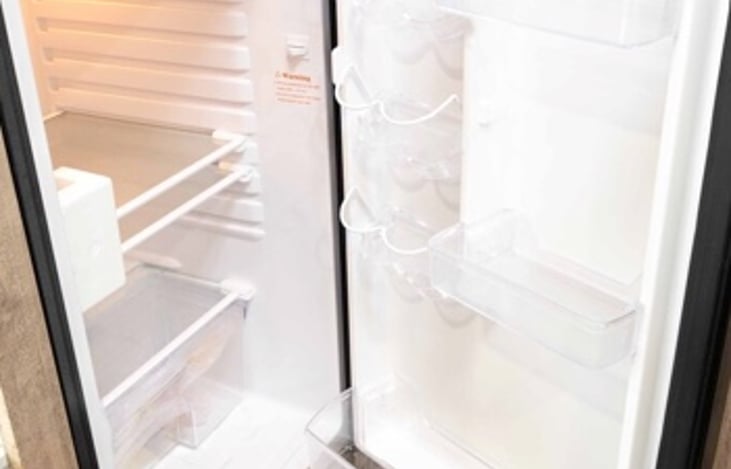 Dorm style refrigerator