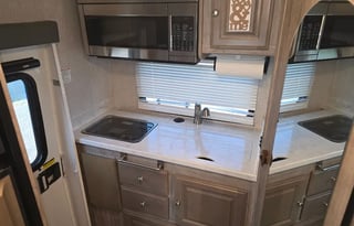 2021 Phoenix Cruiser 2100