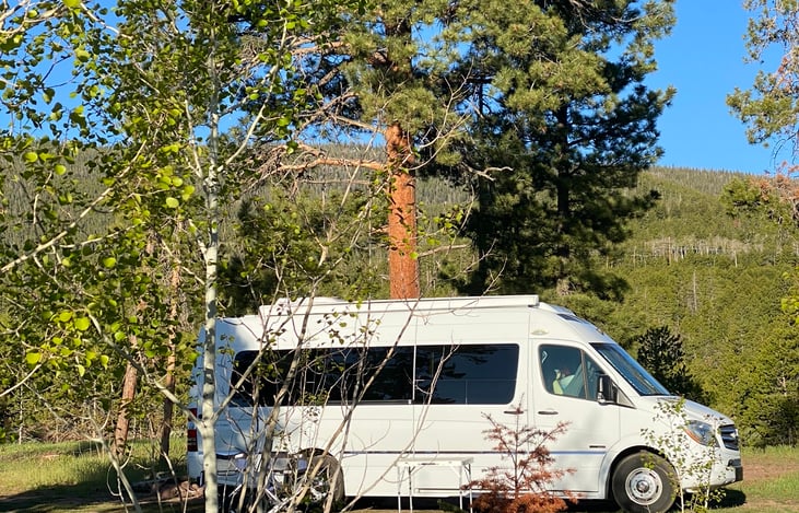 Off grid camping in the roadtrek is so serene