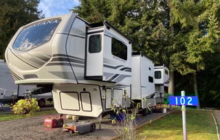 2022 Keystone RV Montana 3761FL