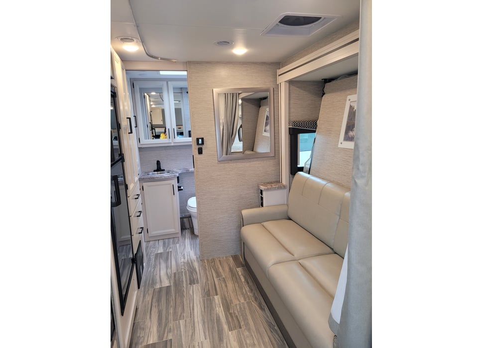 Class C Motor Home rentals in Elizabethtown