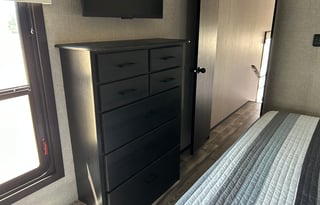 Desert Dream Getaway - 2022 Jayco Eagle 355MBQS