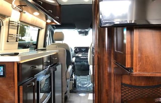 Luxury Sprinter w/ Full Bathroom Mercedes Coachmen