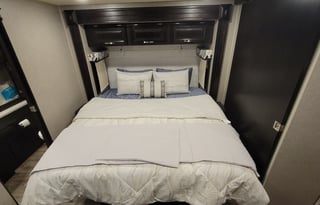 "MaBelle" Family RV-2 Full Bath-Kid/Pet Approved!