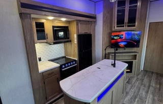 2022 Artic Wolf Suite