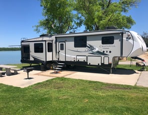 Coachmen RV Chaparral 392MBL