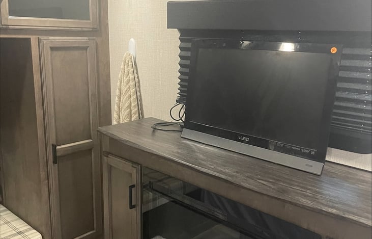 Master Bedroom Fireplace/closet/reading nook