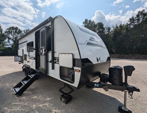Winnebago Winnebago M Series
