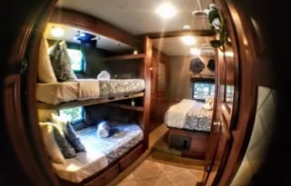 2016 Holiday Rambler Admiral 32H