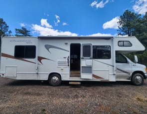 Four Winds RV Chateau 28A