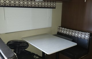 2018 Prime Time RV Avenger ATI 26BB