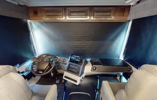 Luxury 2022 Georgetown GT7 RV