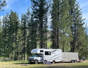 Gulf Stream RV Conquest Class C 6237LE