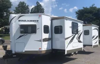 Super Nice 31’ Camper #1 (Rockwood Windjammer)
