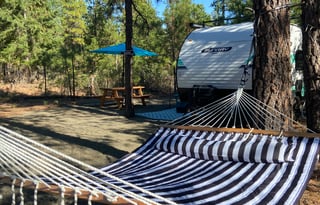 “Sunray In The Woods” at Starlit Glamping LLC PETS