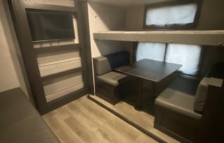 Happy Glamping in the Open Range with 1 1/2 baths!