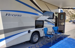 2018 Thor Motor Coach Vegas 25.3