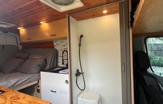 Luxury Mercedes Sprinter Van | Solar, Shower