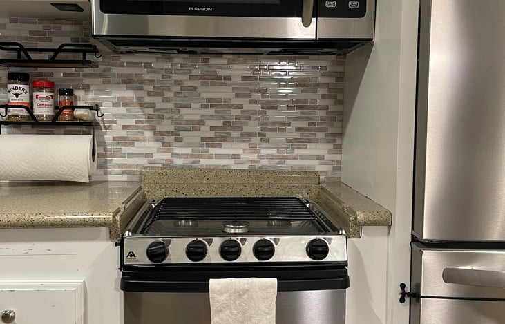 propane cooking stove/bake oven