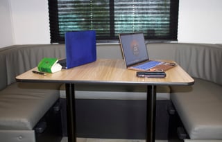 Retroasis Roadside Retreat: Your Adventure Awaits!