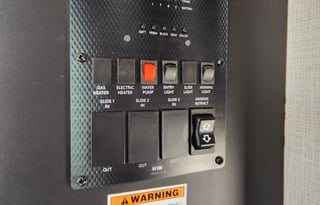 The Cozy Farmland Family Camper 2023