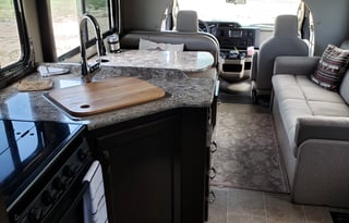 2018 Thor Chateau 26B