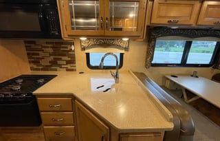 Jackpot Joe RV (Bellagio) Unlimited Miles  8 Sleep