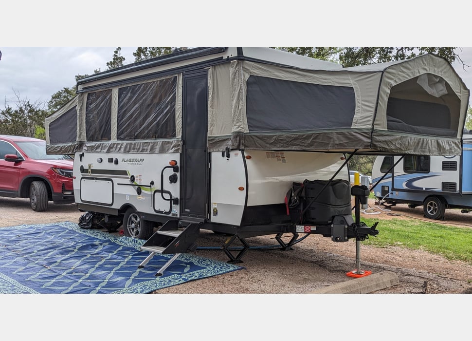 Pop-up Camper rentals in Schertz