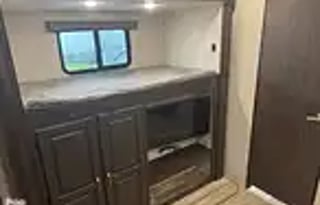 2023 Shasta Phoenix 367bh fifth wheel