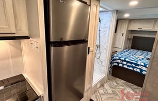 Forest River Sunseeker LE Model 2850SLE Motorhome