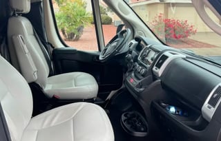 2022 Roadtrek Zion SRT: Compact w/ Flex Miles