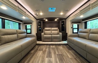 Summit - 2022 Jayco North Point