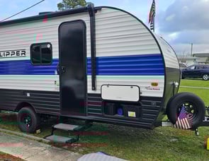 Coachmen RV Clipper Cadet 17CBH