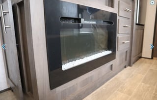 Kit Kat Cole - Only 3,042 pounds!!