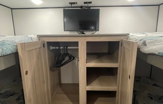 Sandy Cheeks RV Rentals Coleman(Delivery Only )