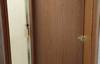 "Coach" Simple, Clean, Kids & Pet Friendly Venue