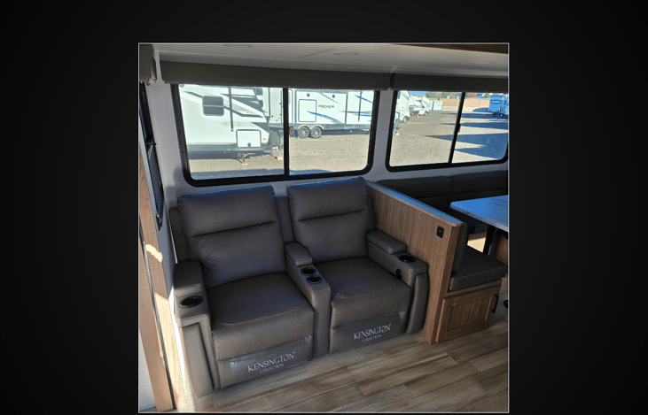 🛋️ Ultimate Relaxation
Settle in and unwind! Enjoy the evenings or your morning coffee as you recline on the comfortable theater seating, offering the perfect spot for relaxing after a day of adventu